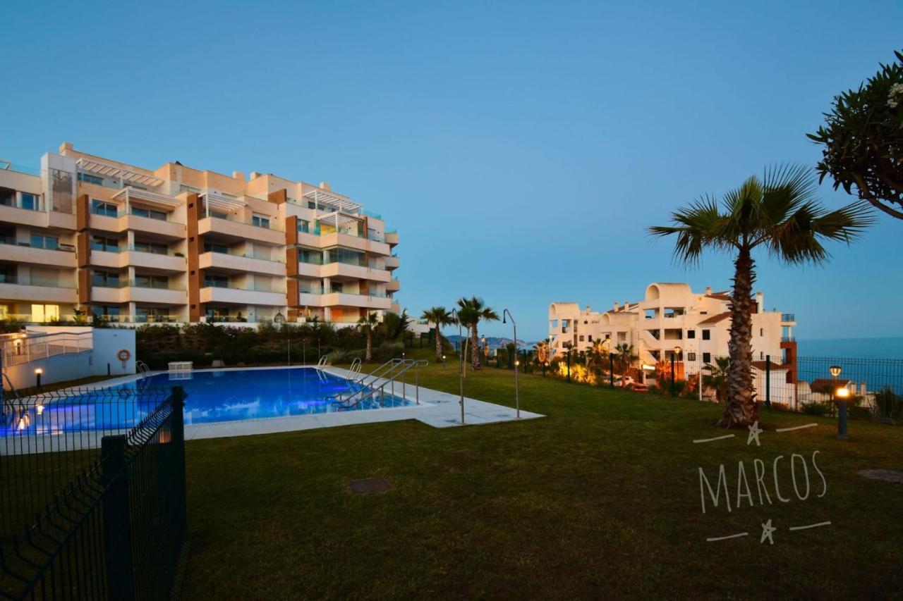 Sunny Beach Apartment In Calaceite Torrox Kültér fotó